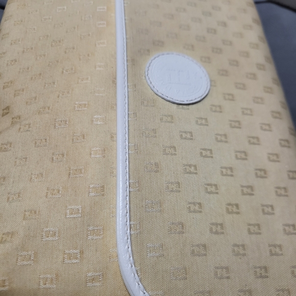 Vintage fendi bag. - Picture 4 of 8